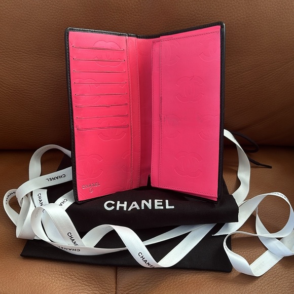 Chanel Cambon Bifold Long Lambskin Wallet w/Auth Card, Dustbag and Chanel Ribbon - Picture 2 of 14
